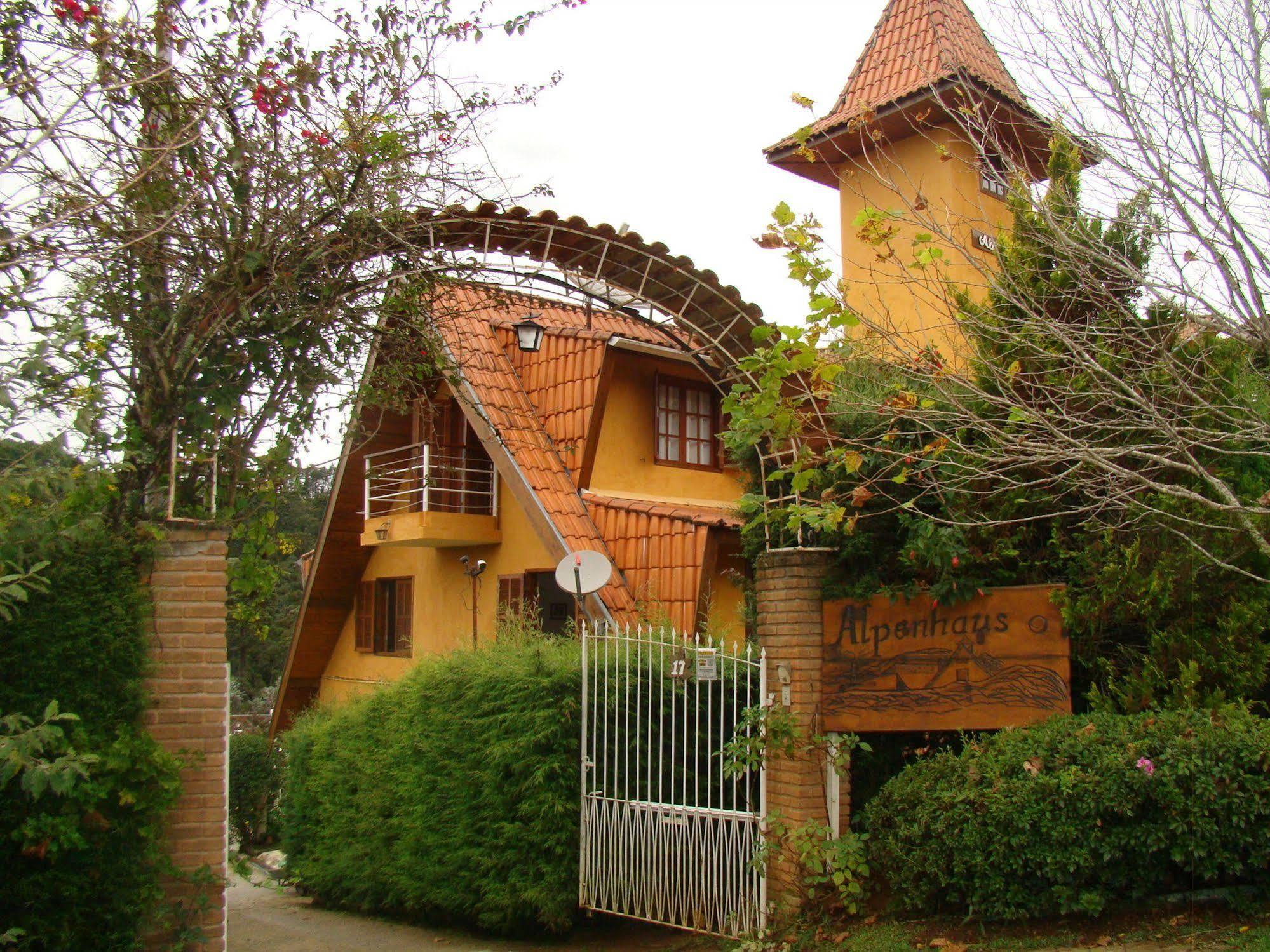 Alpenhaus Pousada Campos do Jordao Exterior photo